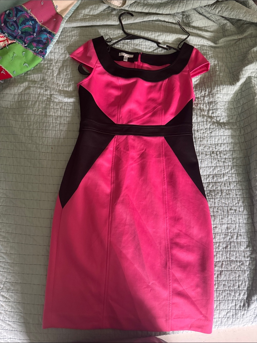 London Style Hot Pink and Black Colorblock Midi Dress